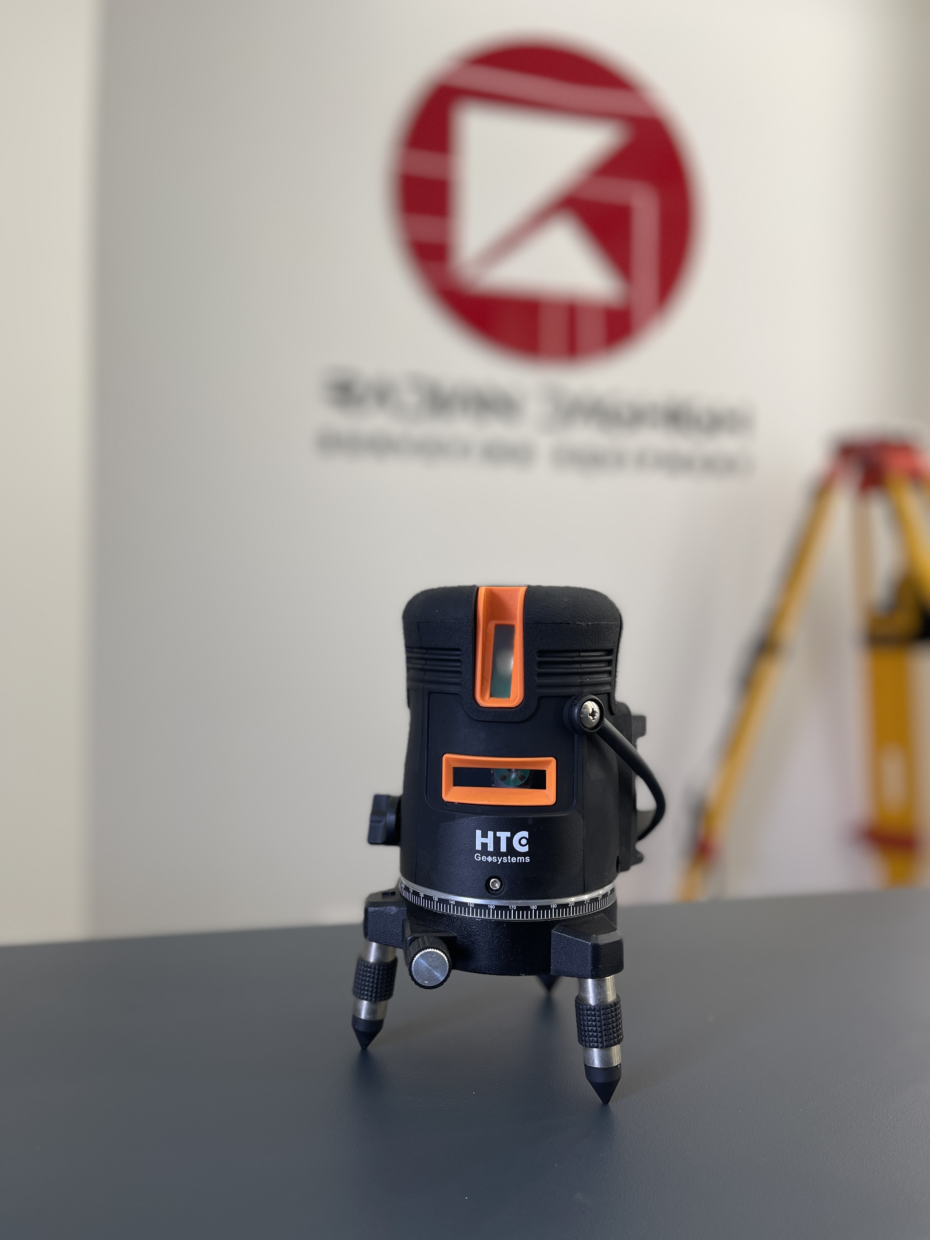 تراز لیزری HTC مدل SA-333X