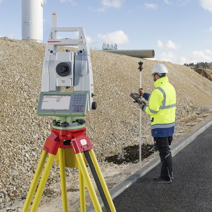 بهترین توتال استیشن رادیان دقیق