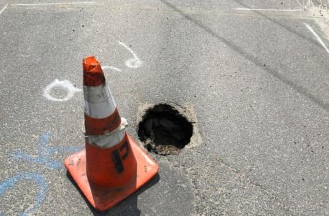 نقشه‌برداری از چاله‌ها