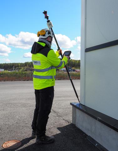 Leica AP20 AutoPole-چالش‌های پیش روی ارائه‌دهندگان خدمات نقشه‌برداری